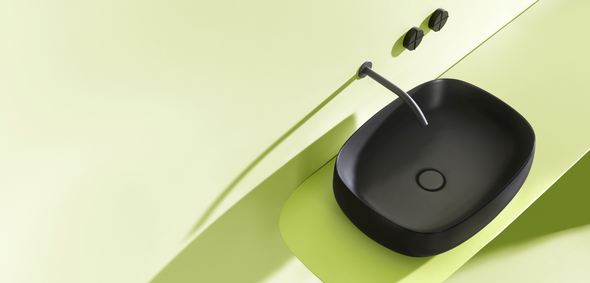 Valdama product images